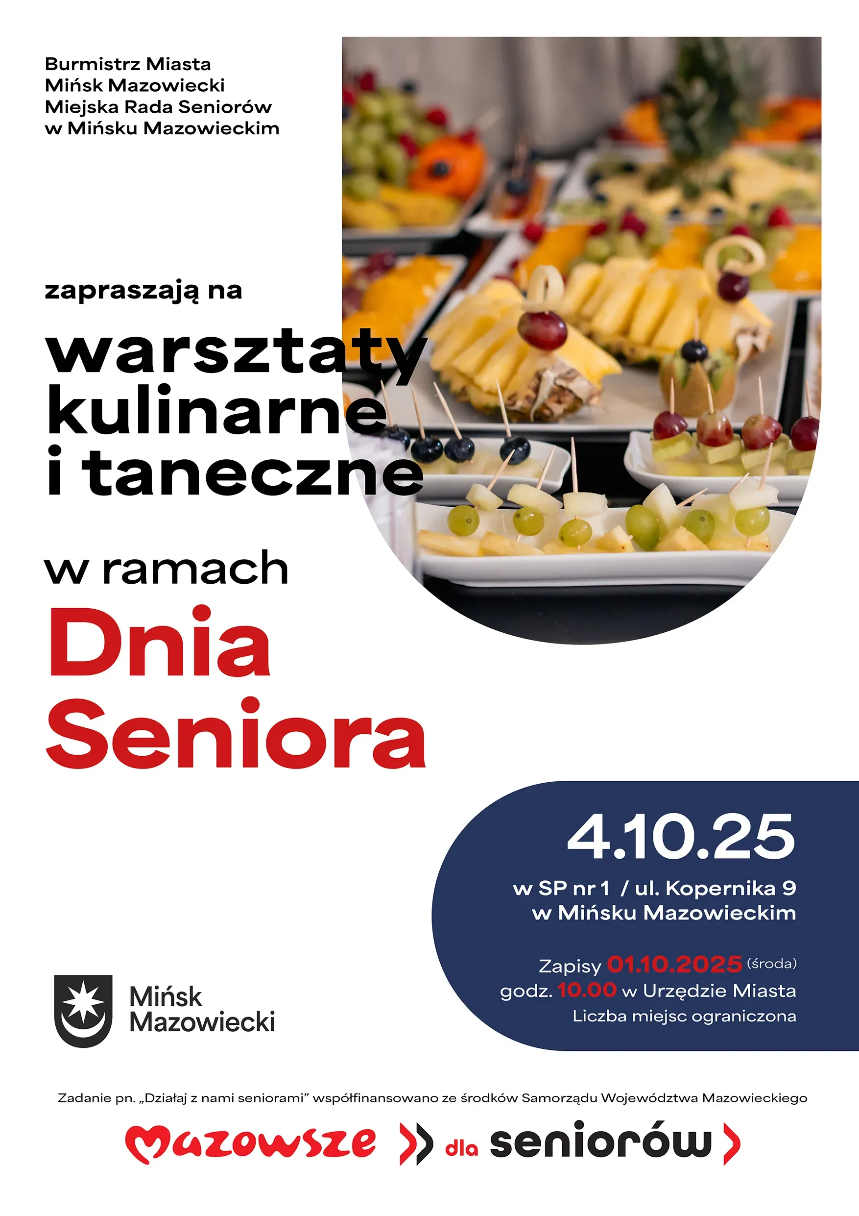Na białym tle kolorowe informacje. W górnym prawym rogu w kształcie herbu zdjęcie z widokiem na tace z owocowymi przekąskami.