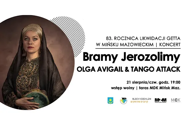 Kobieta w tradycyjnym stroju, trzymająca naczynie, patrzy w stronę kamery na tle okrągłego elementu graficznego; obok tekst informujący o koncercie z okazji 83. rocznicy likwidacji getta w Mińsku Mazowieckim.